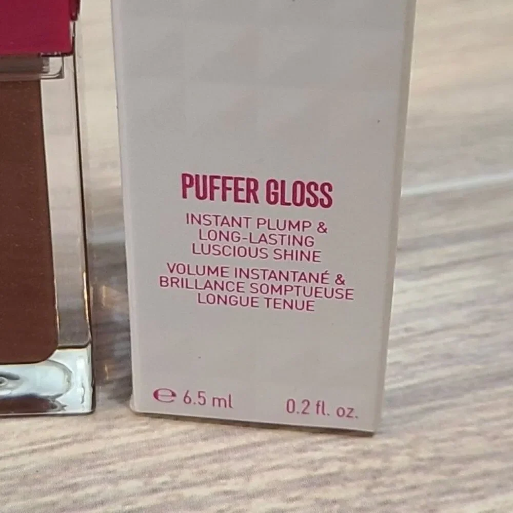 Valentino Puffer Gloss Lip Gloss 122A Warm It Up Plumping Shine Liquid NIB 0.2oz